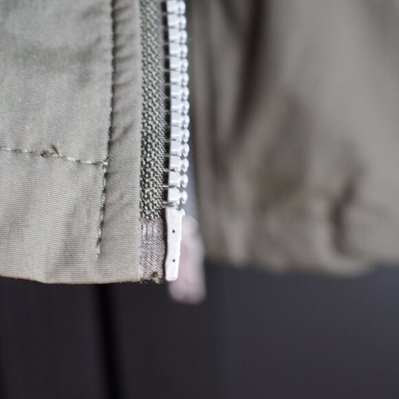 Swiss Tech | Windbreaker Jacket - Picture 5 of 7